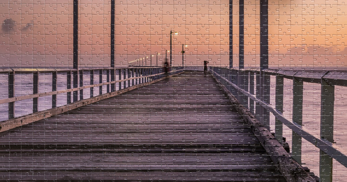 Sunrise Jigsaw Australia - Urangan Pier